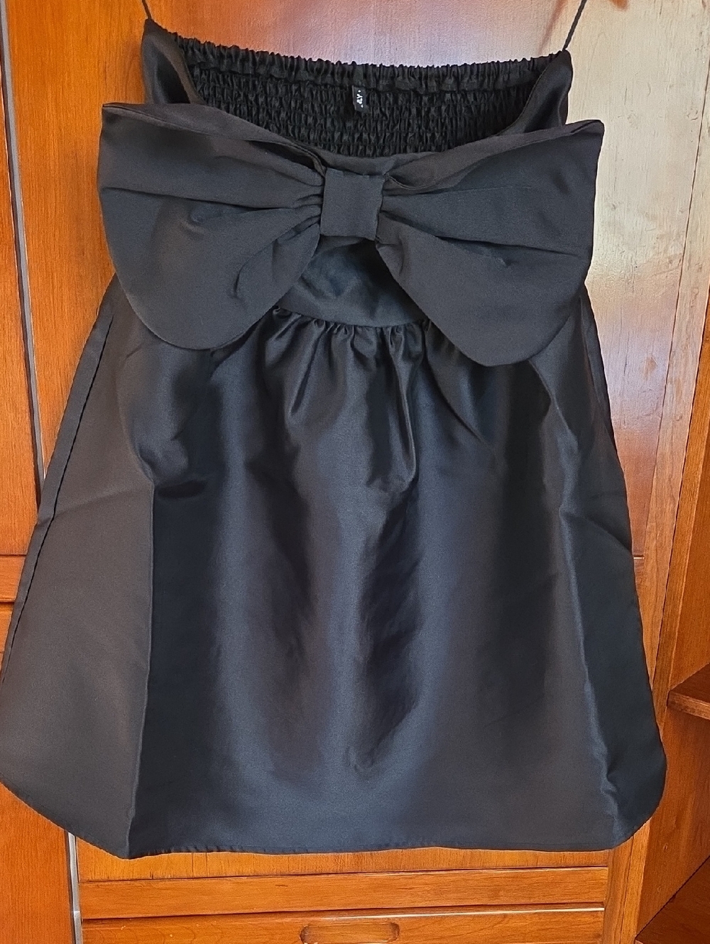 Black Bow-Accent Satin Skirt
